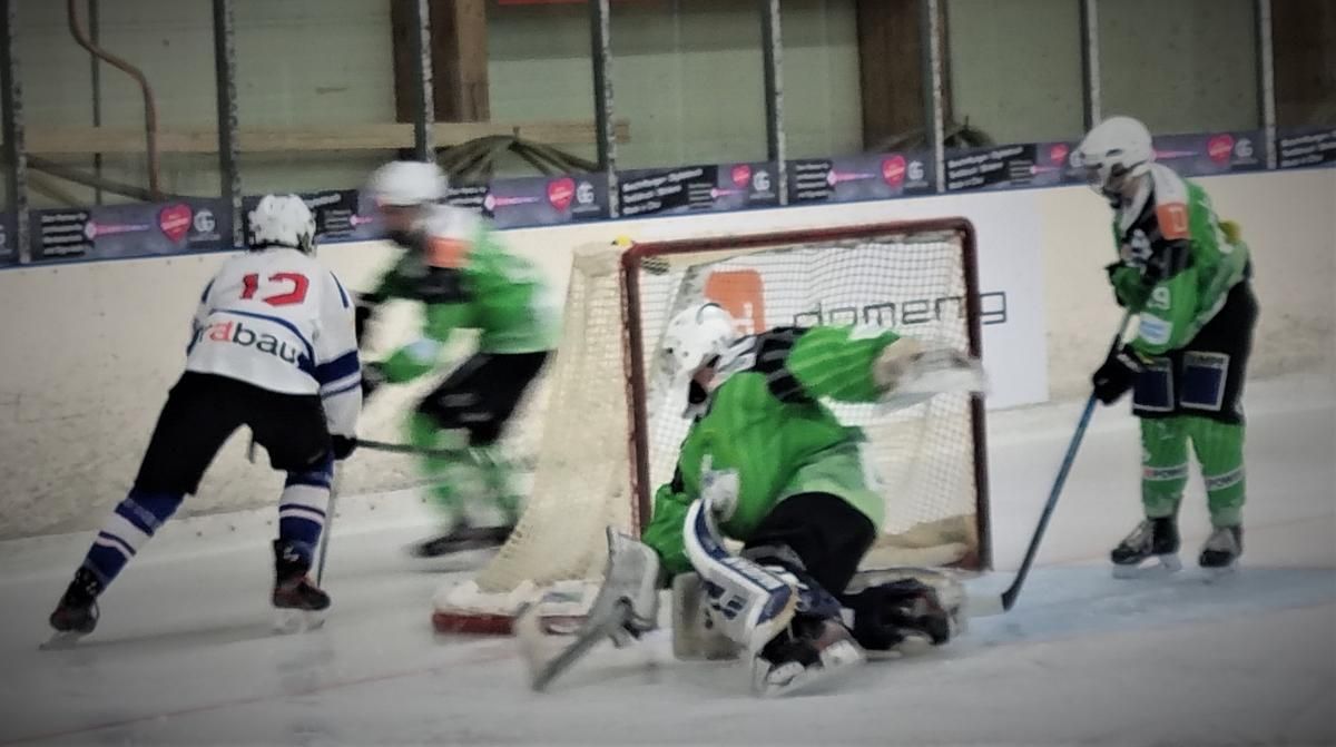 Szene aus dem U20-A Spiel HCPH - Lenzerheide