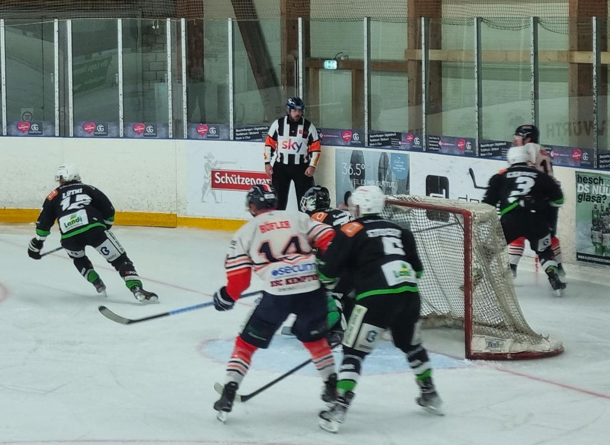 HCPH gewinnt gegen Kempten mit 5:4 Toren.