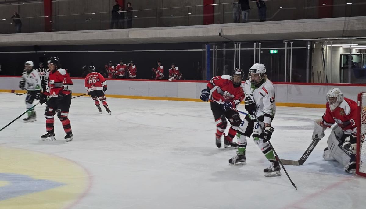 HCPH gewinnt mit 2:7 auswärts gegen Einsiedeln.