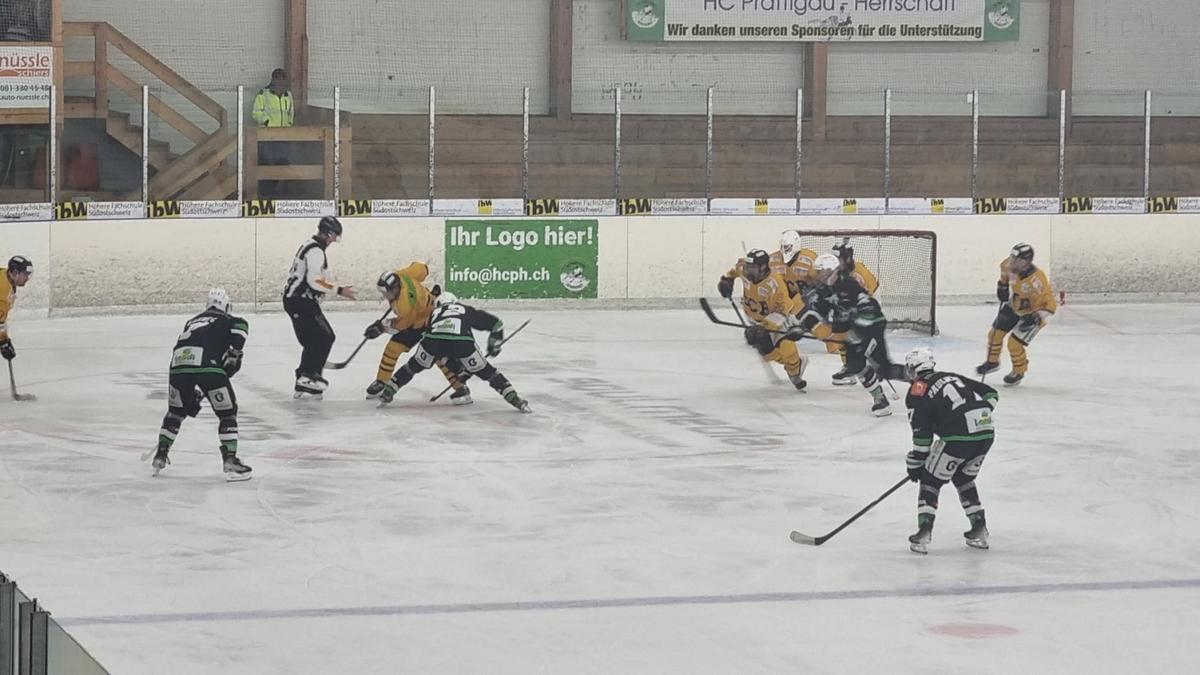 HCPH gewinnt den Test gegen Rheintal mit 5:3 Toren.