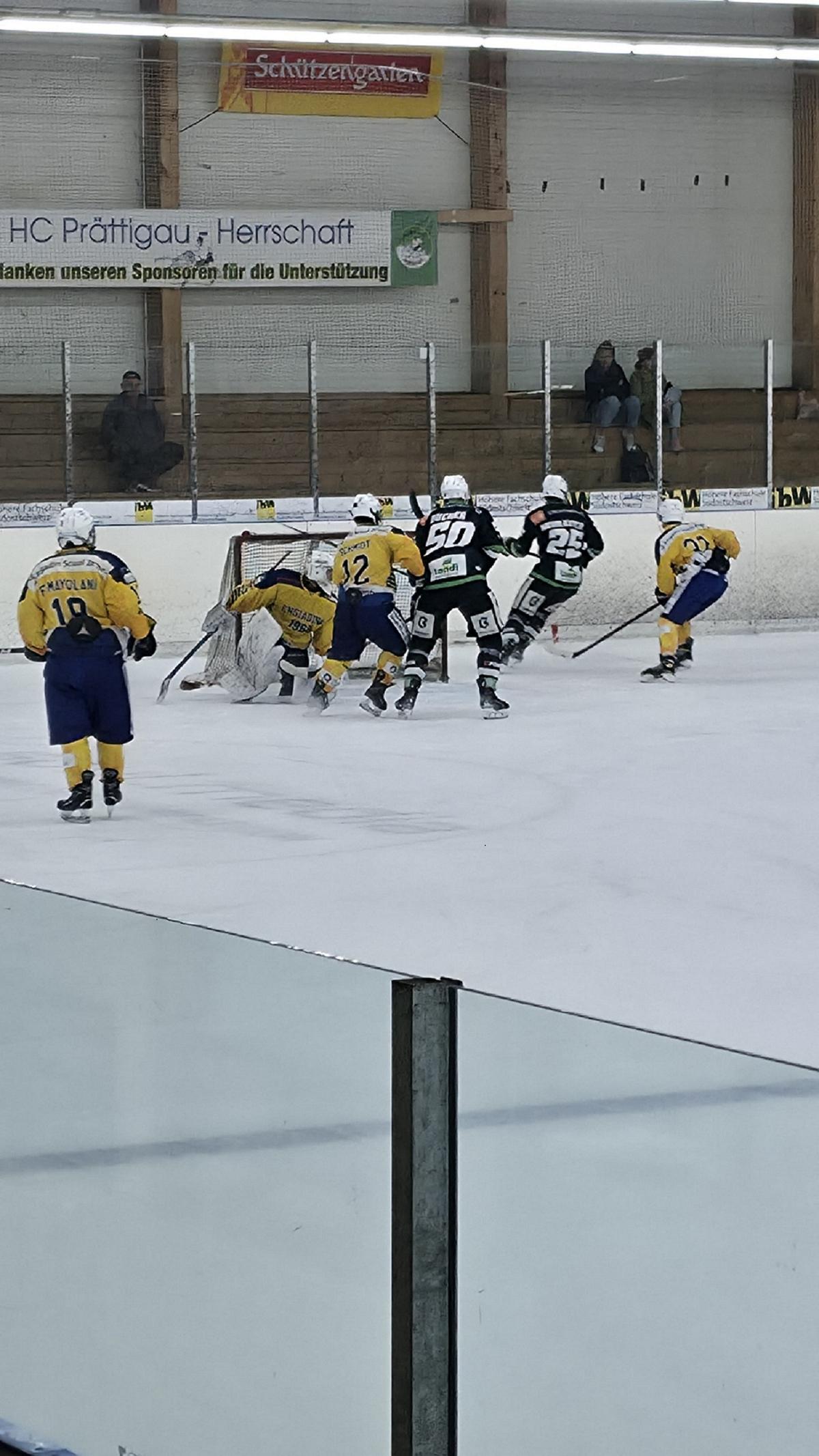 HCPH gewinnt gegen Engiadina mit 5:1 Toren.