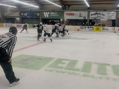 HCPH gewinnt gegen Neuchatel Université mit 6:2 Toren.